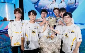 明尼苏达森林狼训练开放日，赛前迎来里程碑引欢呼，西甲在即，细节决定成败 -开云体育