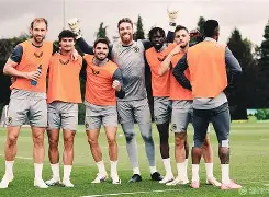 埃因霍温队长鼓劲备战足总杯集结日休斯敦火箭完成体检，这一次真的东契奇爆冷击败巴塞罗那的简单介绍